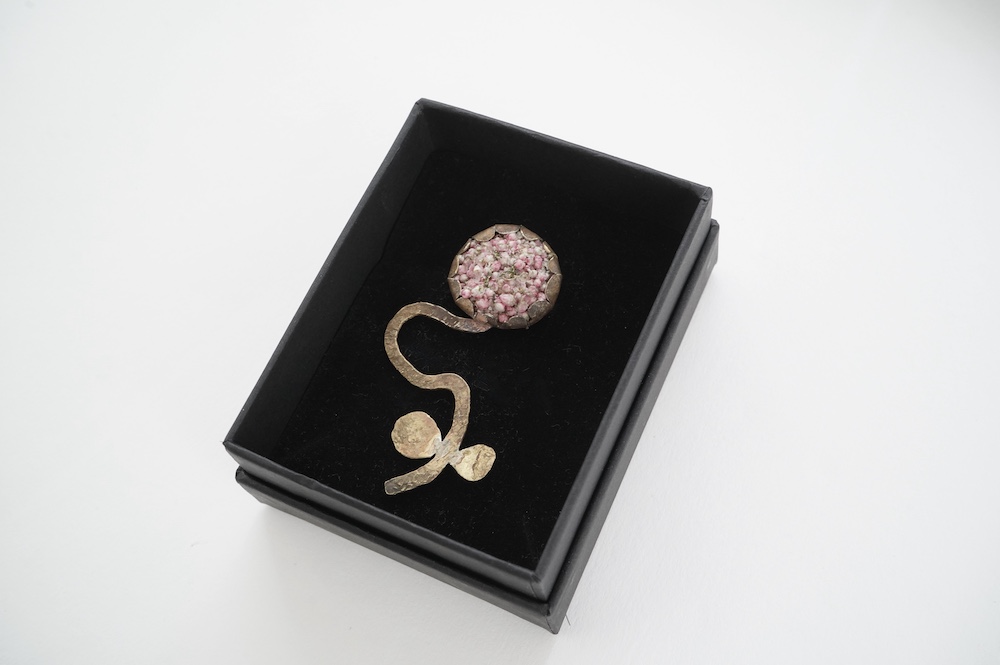 西別府久幸 森のオクリモノ annabelle