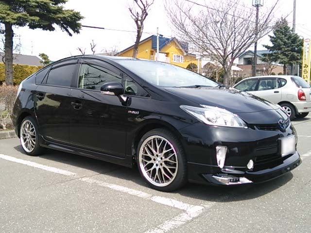 プリウス 30系 ZVW30 | 装着ギャラリー | カーポートマルゼン