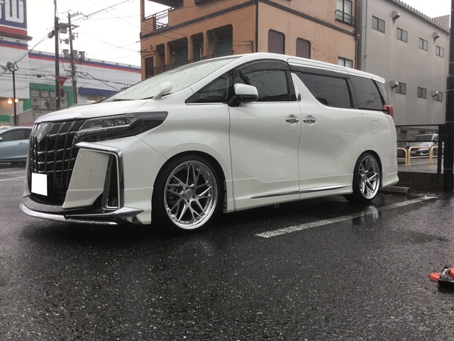 アルファード 30系 DBA-AGH30W(30系) | 装着ギャラリー | カーポート