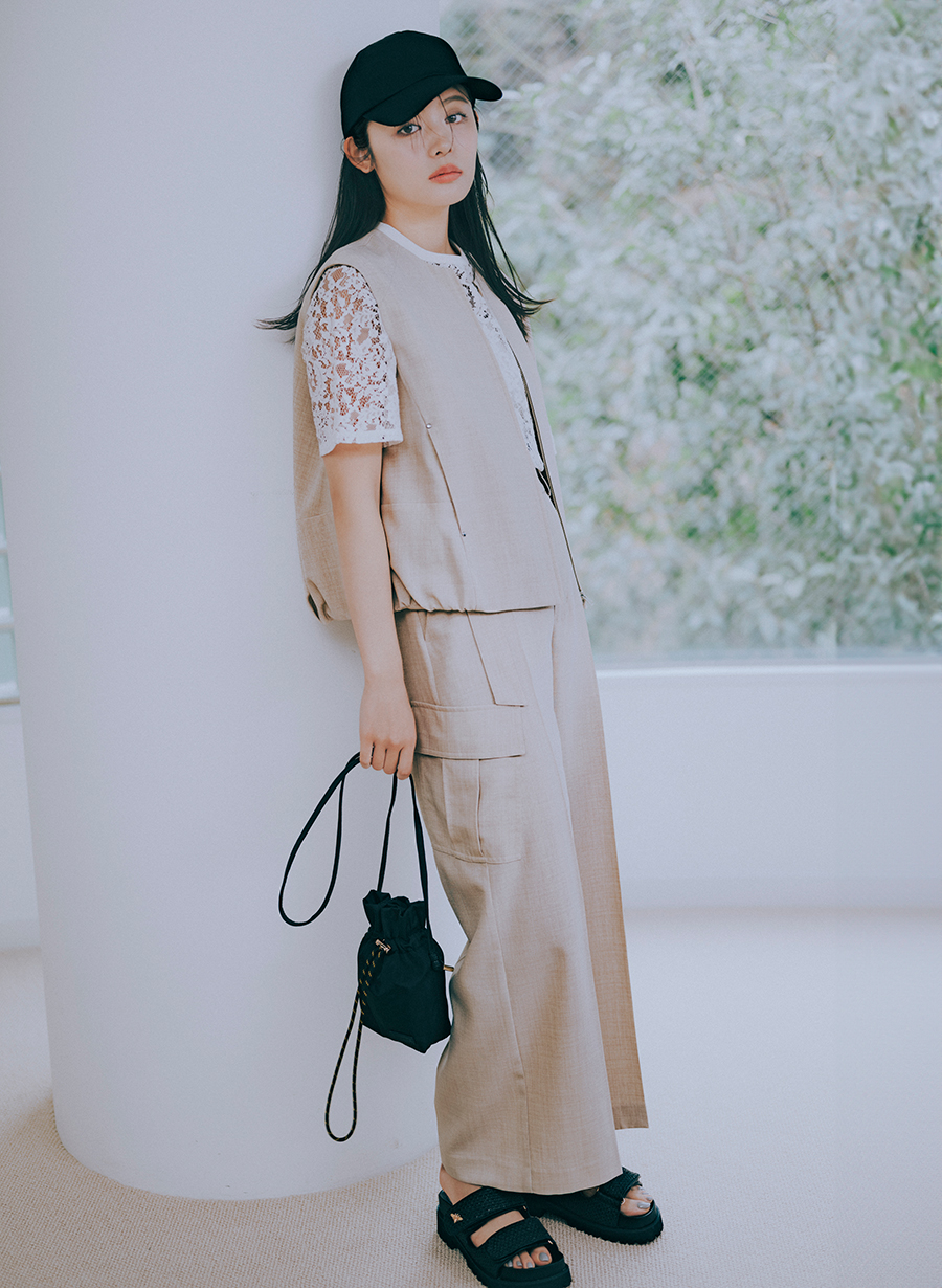 佐藤佳菜子さんコラボ】クロップドレースブラウス｜LOUNIE（ルーニィ