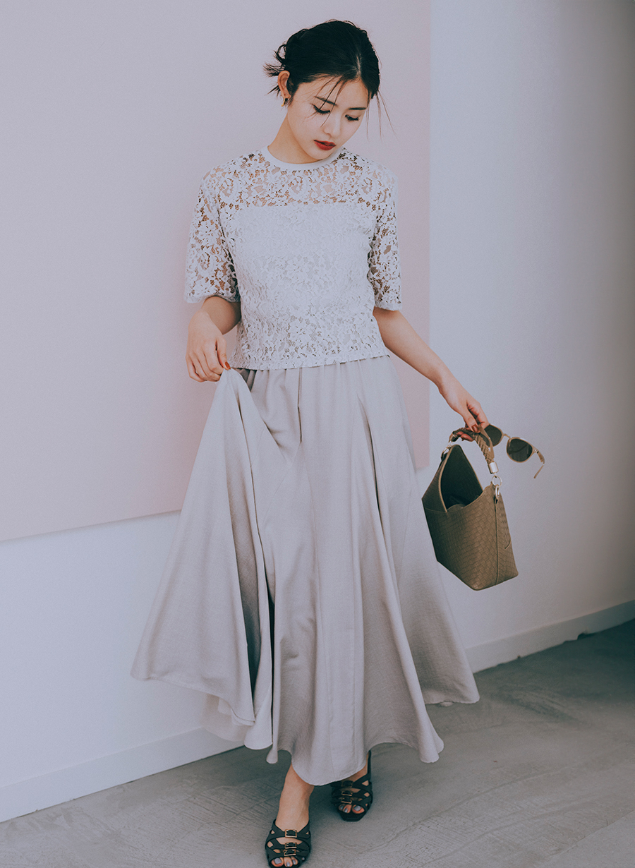 佐藤佳菜子さんコラボ】クロップドレースブラウス｜LOUNIE（ルーニィ