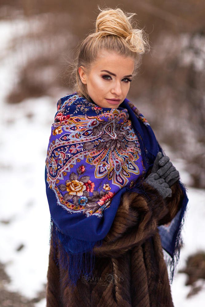Wool shawl wrap for woman Russian Pavlovo Posad Scarf with Silk