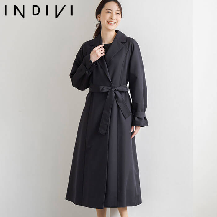 ラグランスリーブのシャンタンコート M・ブラック｜東京ソワール