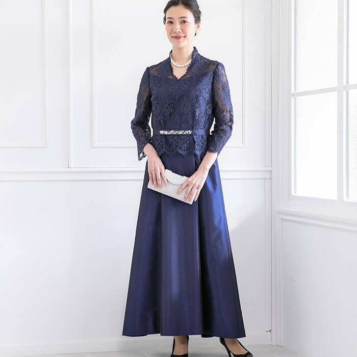 レースとタフタのマザードレス 9号・ネイビー｜東京ソワール