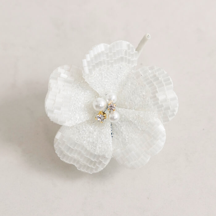 カラーフォーマル コサージュ・ブローチ｜レディースフォーマルウェア