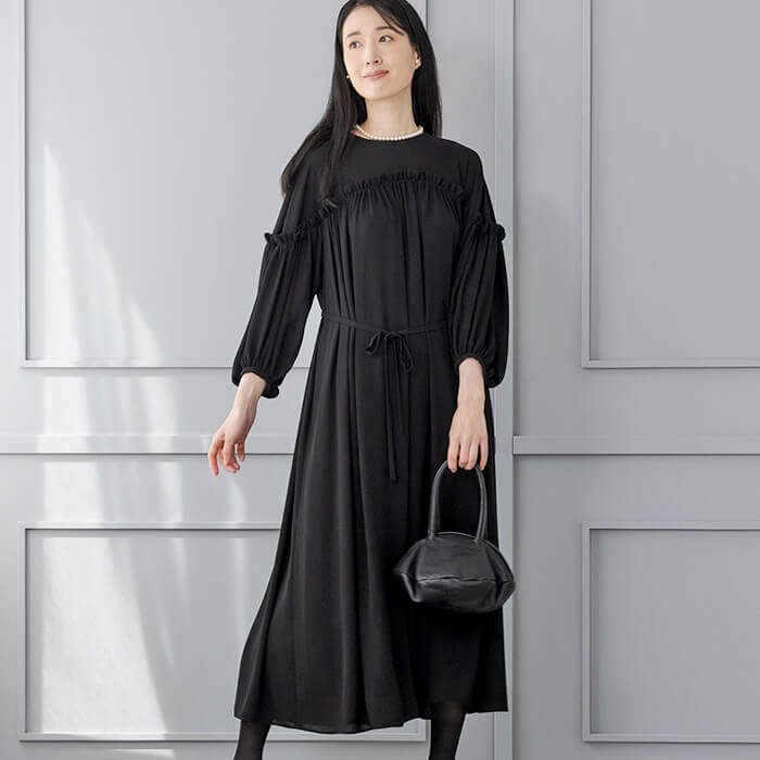 洗える｜たっぷりギャザーのワンピース M・ブラック｜東京ソワール