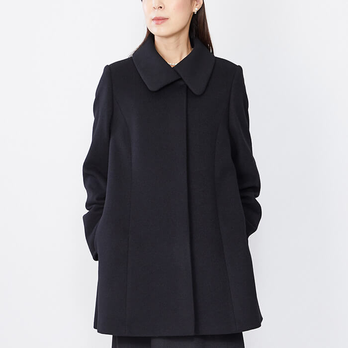 高級ウール「スーパー120」のハーフコート 9号・ブラック｜東京