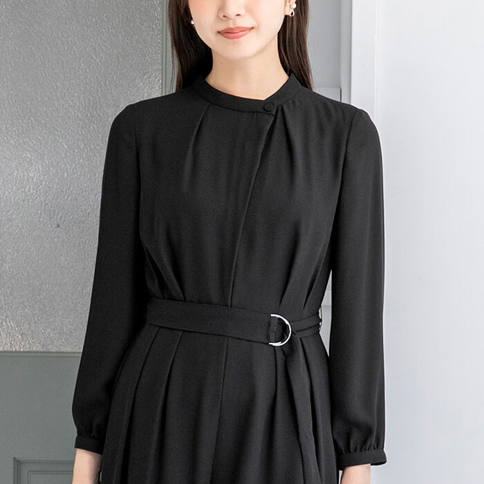 オールインワンのアンサンブル 13号・ブラック｜東京ソワール