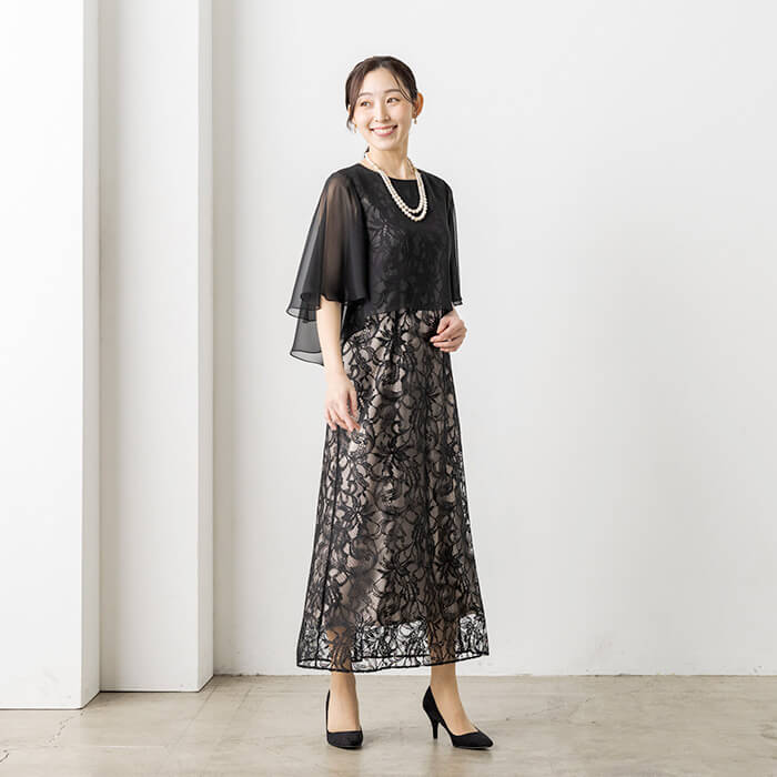 シフォンケープ付きラッセルレースのロングドレス 13号・ブラック