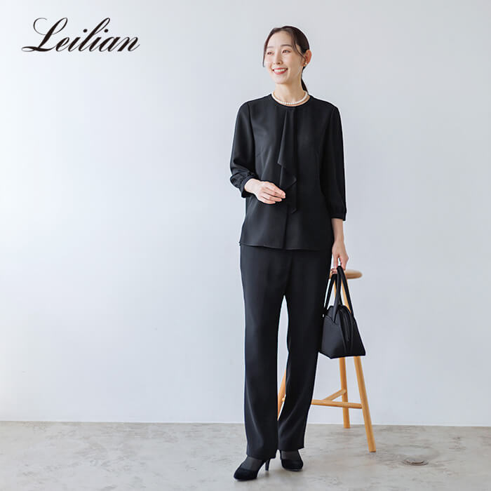 レリアン×東京ソワール／ブラウス付きパンツスーツ 11号・ブラック