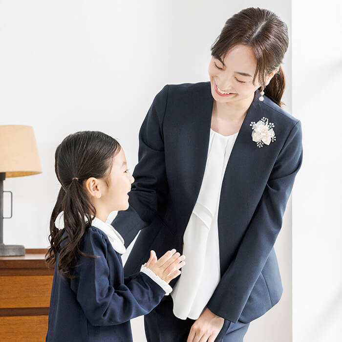 洗える｜定番ネイビーパンツスーツ 9号・ネイビー｜東京ソワール