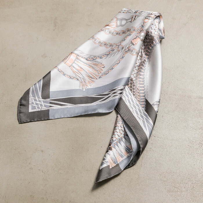 マニプリ｜ヴィヴァーチェタッセル ・グレー｜東京ソワールオンライン