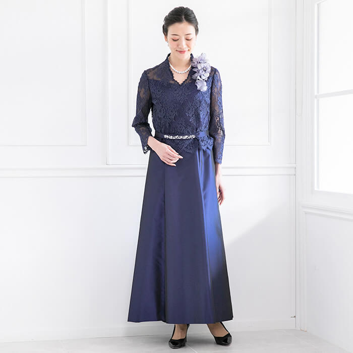 レースとタフタのマザードレス 7号・ネイビー｜東京ソワール