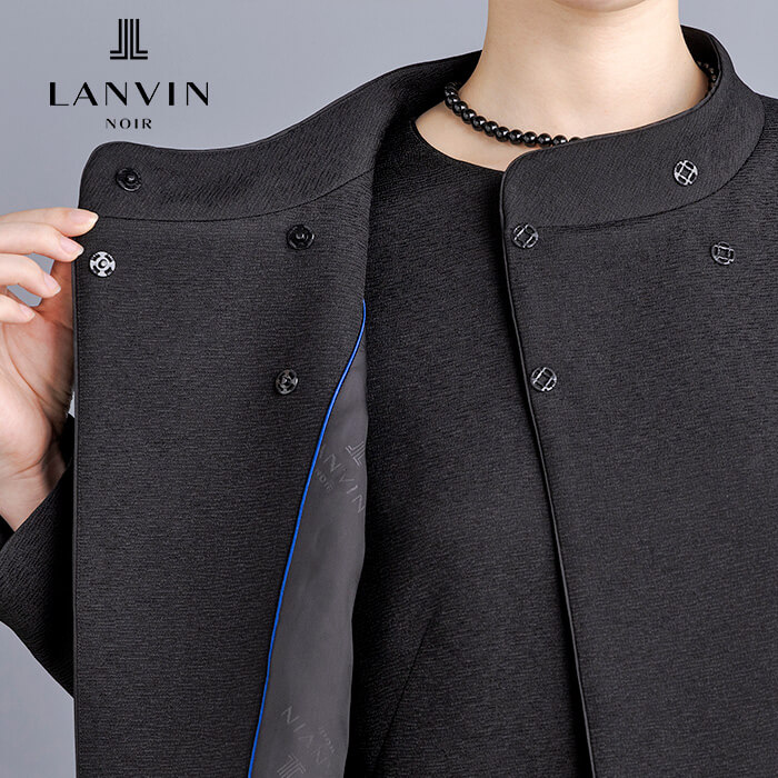 シルク100％の上質なジャカードアンサンブル 13号・ブラック｜東京