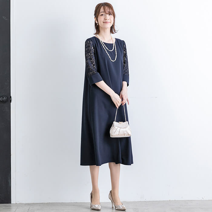 レース袖のワンピース 11号・ネイビー｜東京ソワールオンラインストア