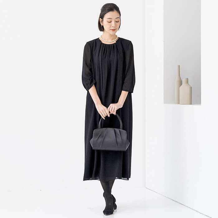 リボン付き前開きロングワンピース 7号・ブラック｜東京ソワール