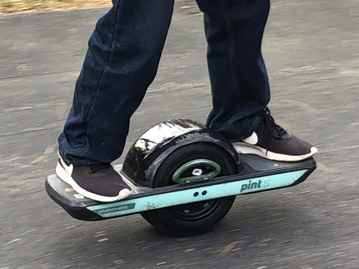 Onewheel at 52: Why Age Shouldn't Hold You Back | ゆずピザ