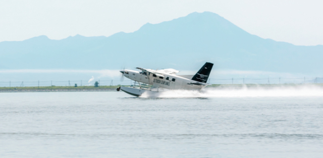 せとうちSEAPLANES、中海で水陸両用機の遊覧飛行をプレオープン