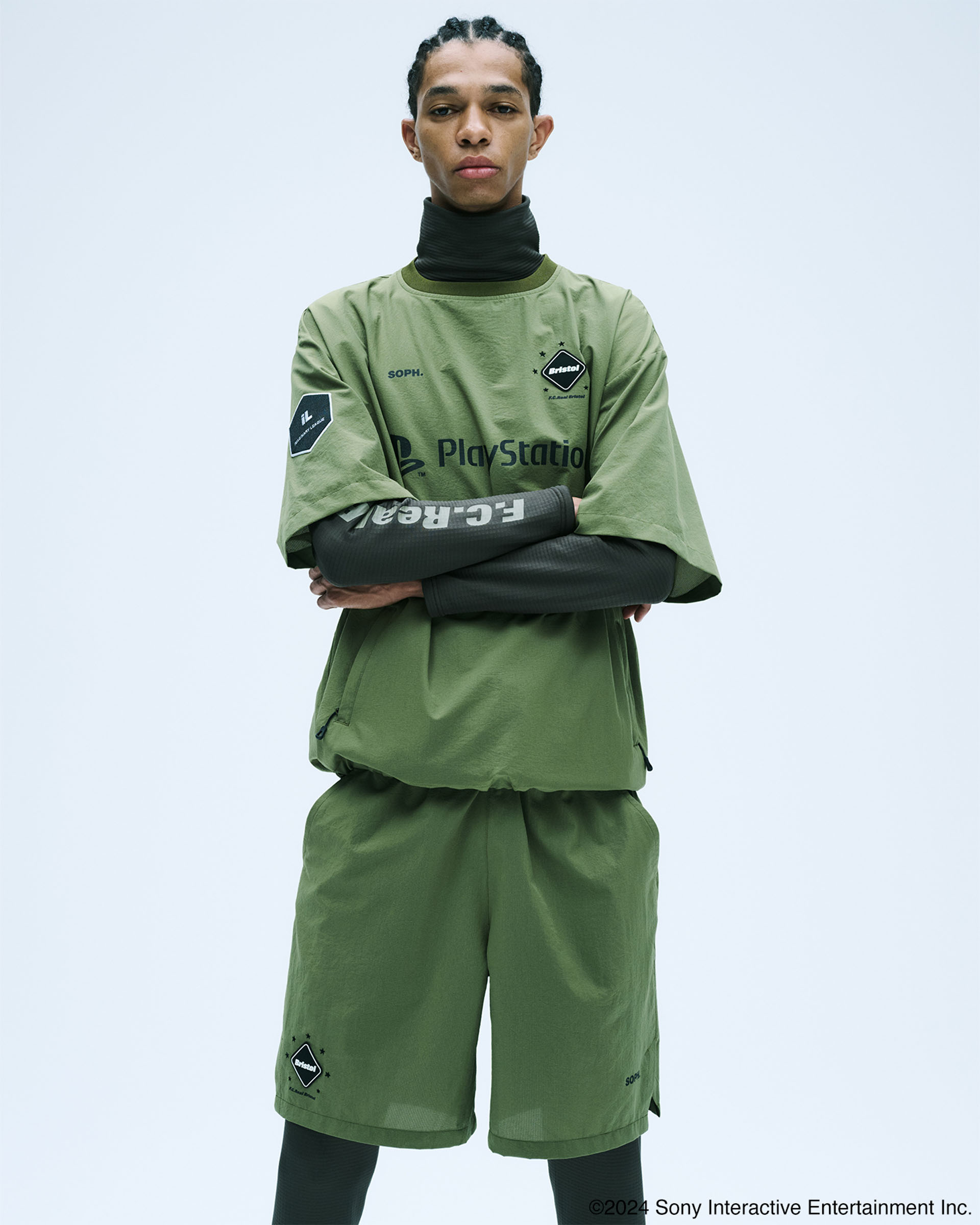 PlayStation」と「F.C.Real Bristol」のコラボアイテムが8月23日(金