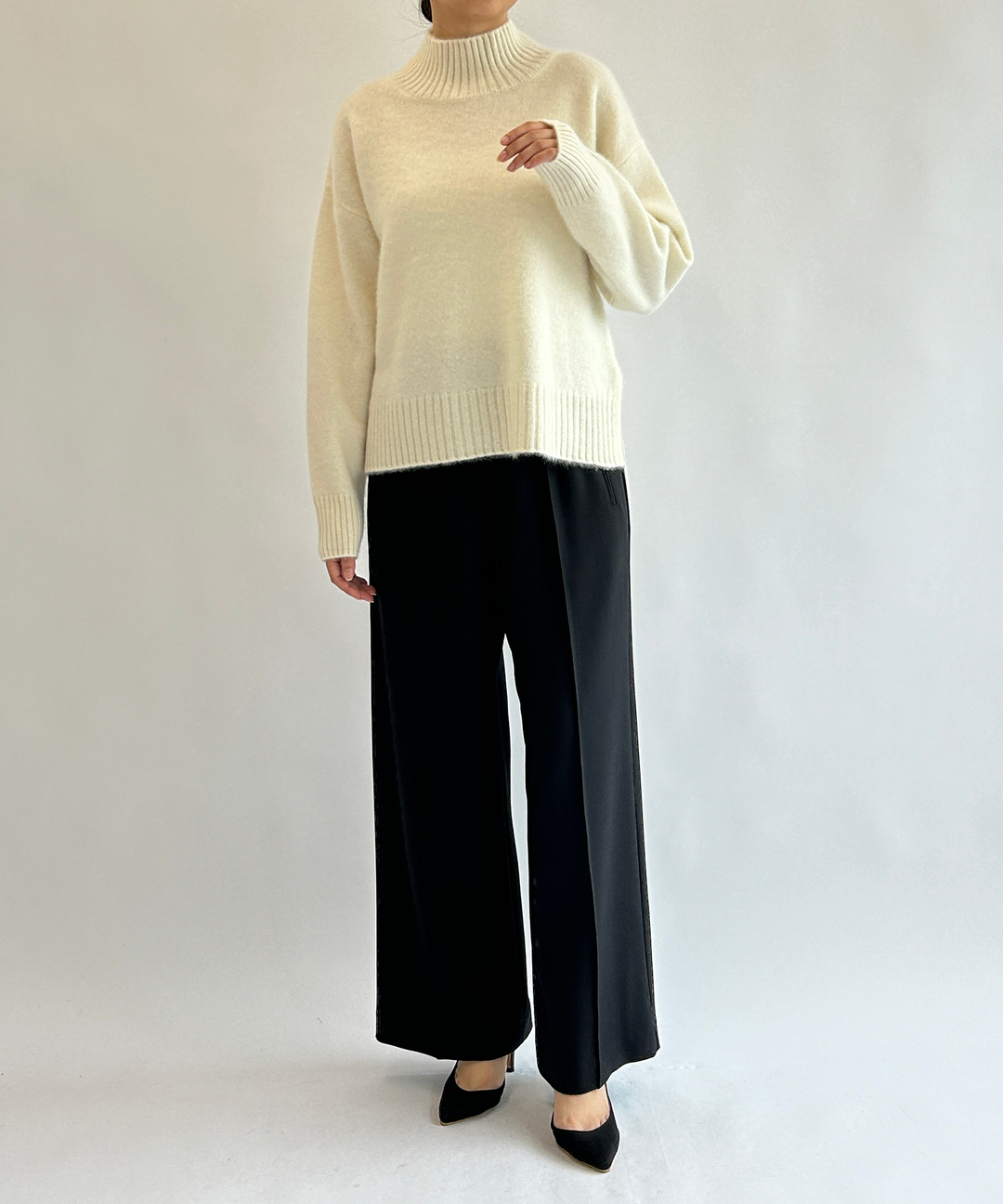 カシミヤハイネックニット – FACE SANS FARD