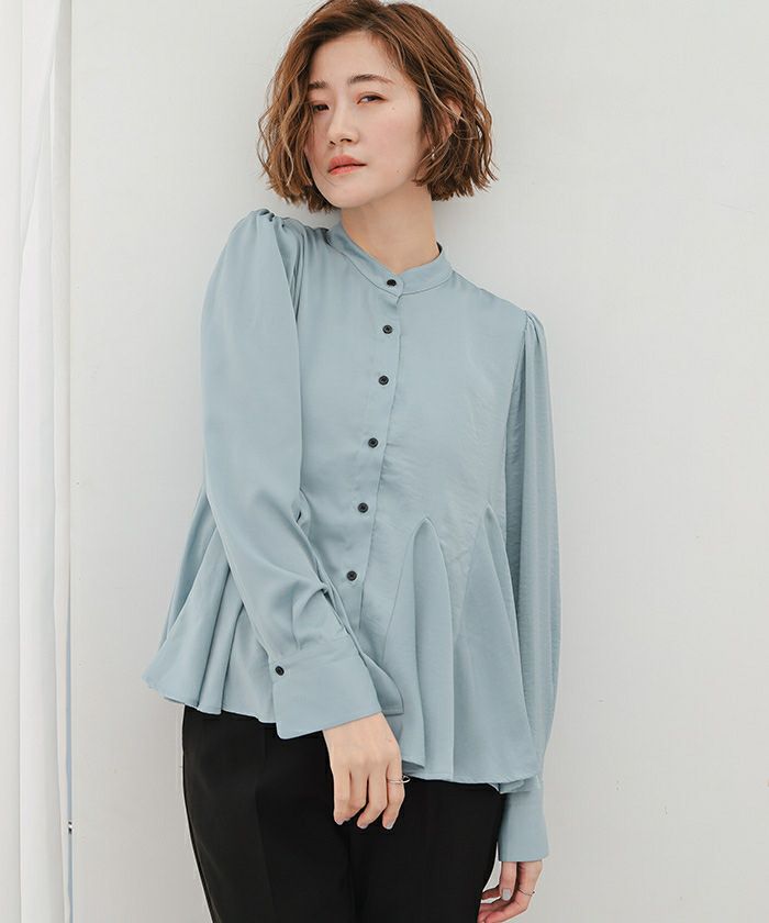 Vネックウエストギャザーブラウス | ur's（ユアーズ）