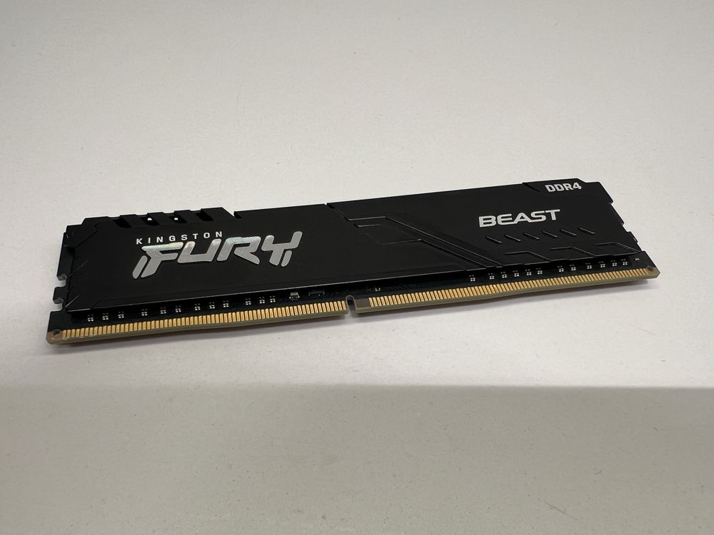 Memorie Kingston Fury 8 GB 3200 Mhz DDR4 Bucuresti Sectorul 2 • OLX.ro