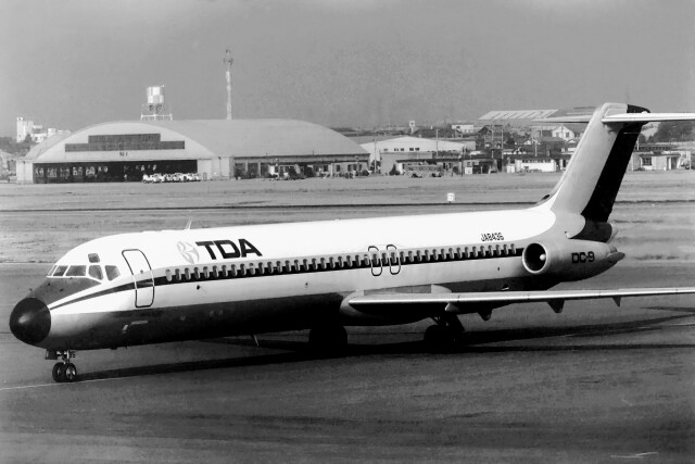 東亜国内航空 エアバスA300 航空フォト(飛行機 写真・画像) | FlyTeam