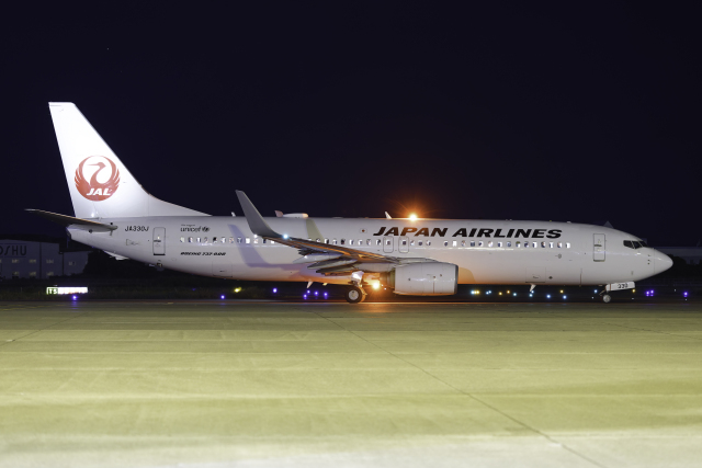 JAL (日本航空) 機材一覧 ボーイング737-800 | FlyTeam(フライチーム)