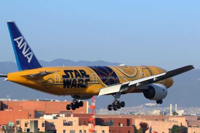 C-3PO ANA JET」特別塗装機 全日空 (777-200 | JA743A) ガイド