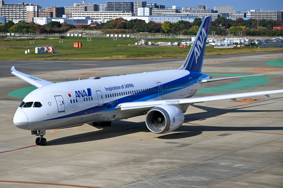 全日空 Boeing 787-8 Dreamliner JA821A 福岡空港 航空フォト | by