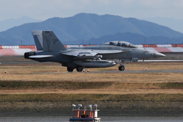 ボーイング F/A-18 スーパーホーネット 航空機 徹底ガイド | FlyTeam