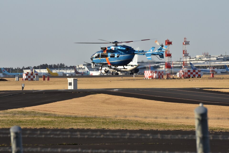 千葉県警察 Kawasaki BK117 JA93CP 成田空港 航空フォト | by Longzhe