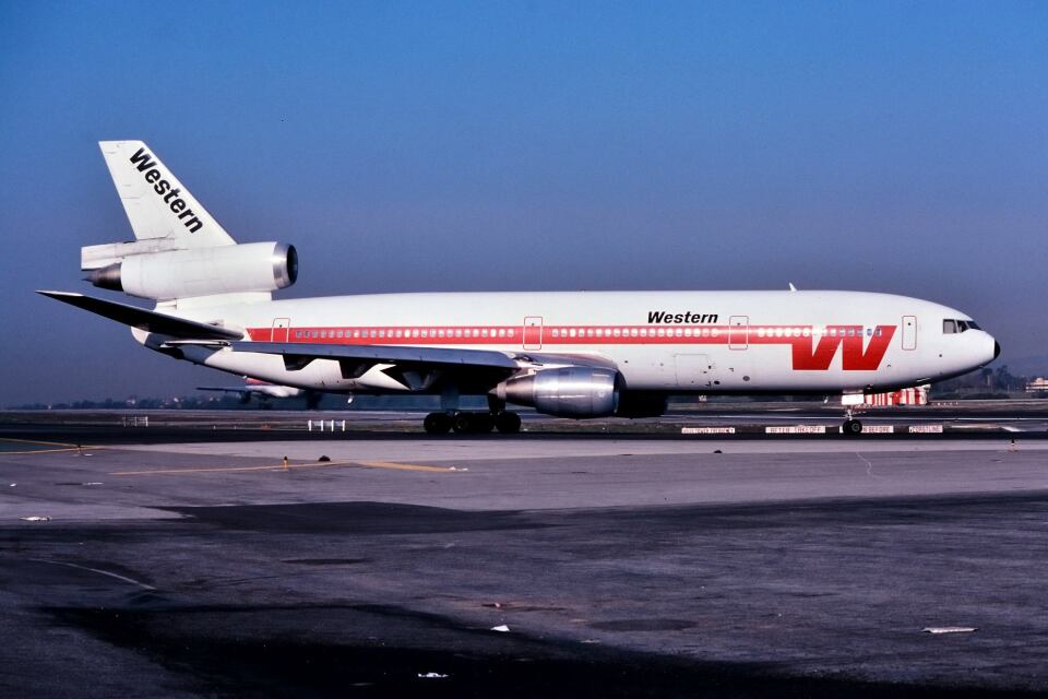 ウェスタン航空 L-749A アメリカン航空 DC-10 3枚セット ウェスタン