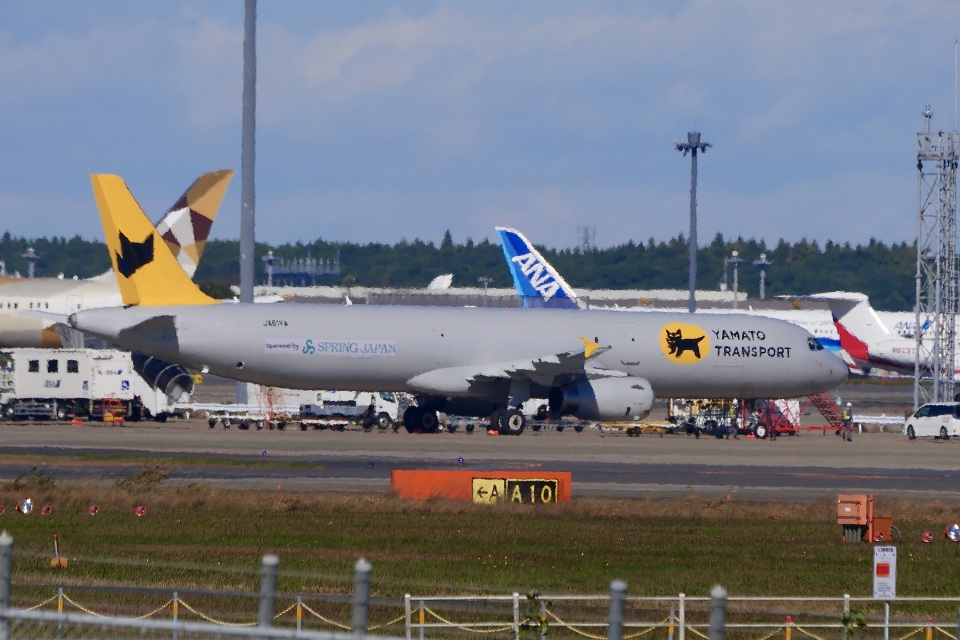 ヤマト運輸 Airbus A321 JA81YA 成田空港 航空フォト | by 飛行機ゆう