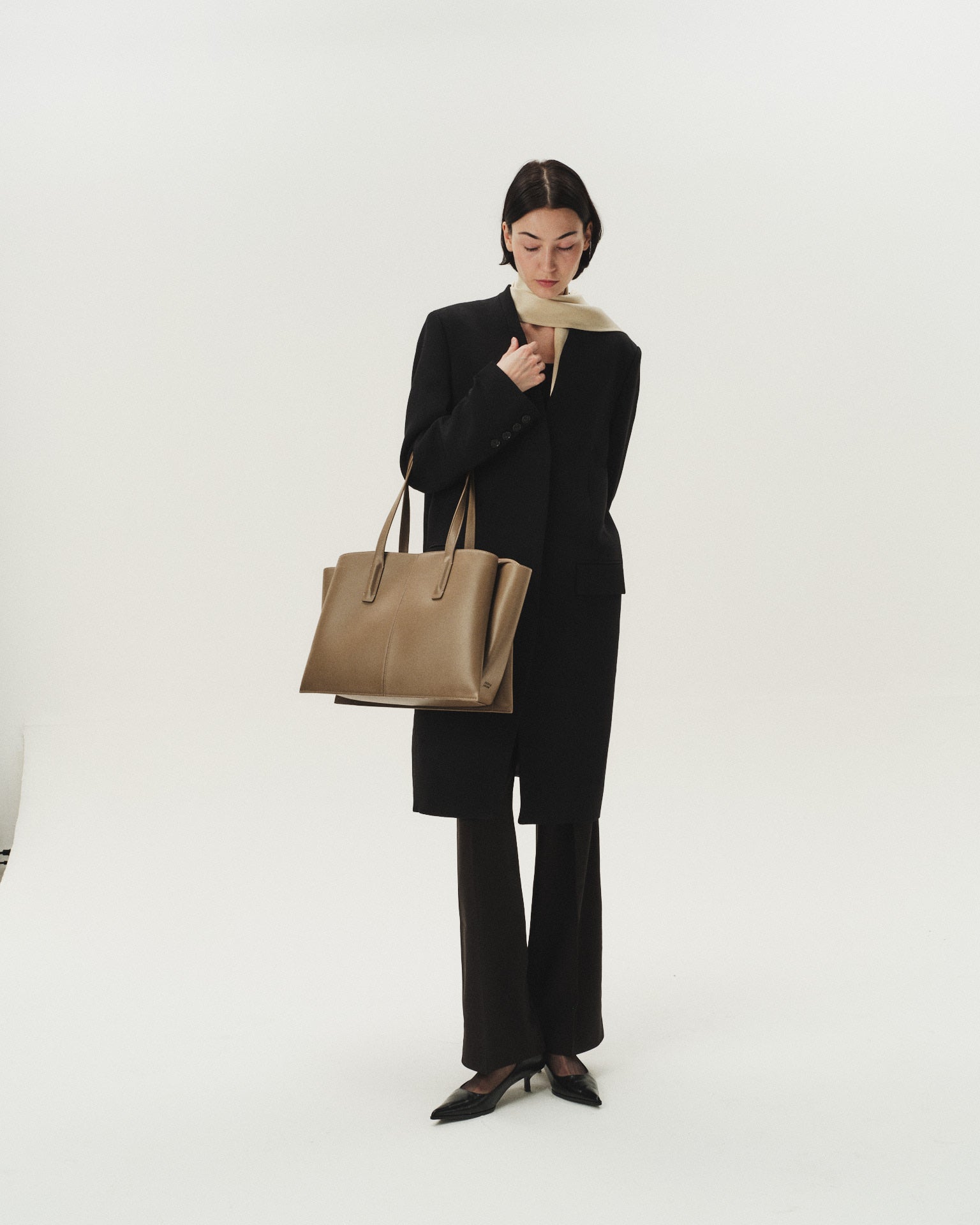 Paloma Tote Black - Luxury Vegan Work Bag