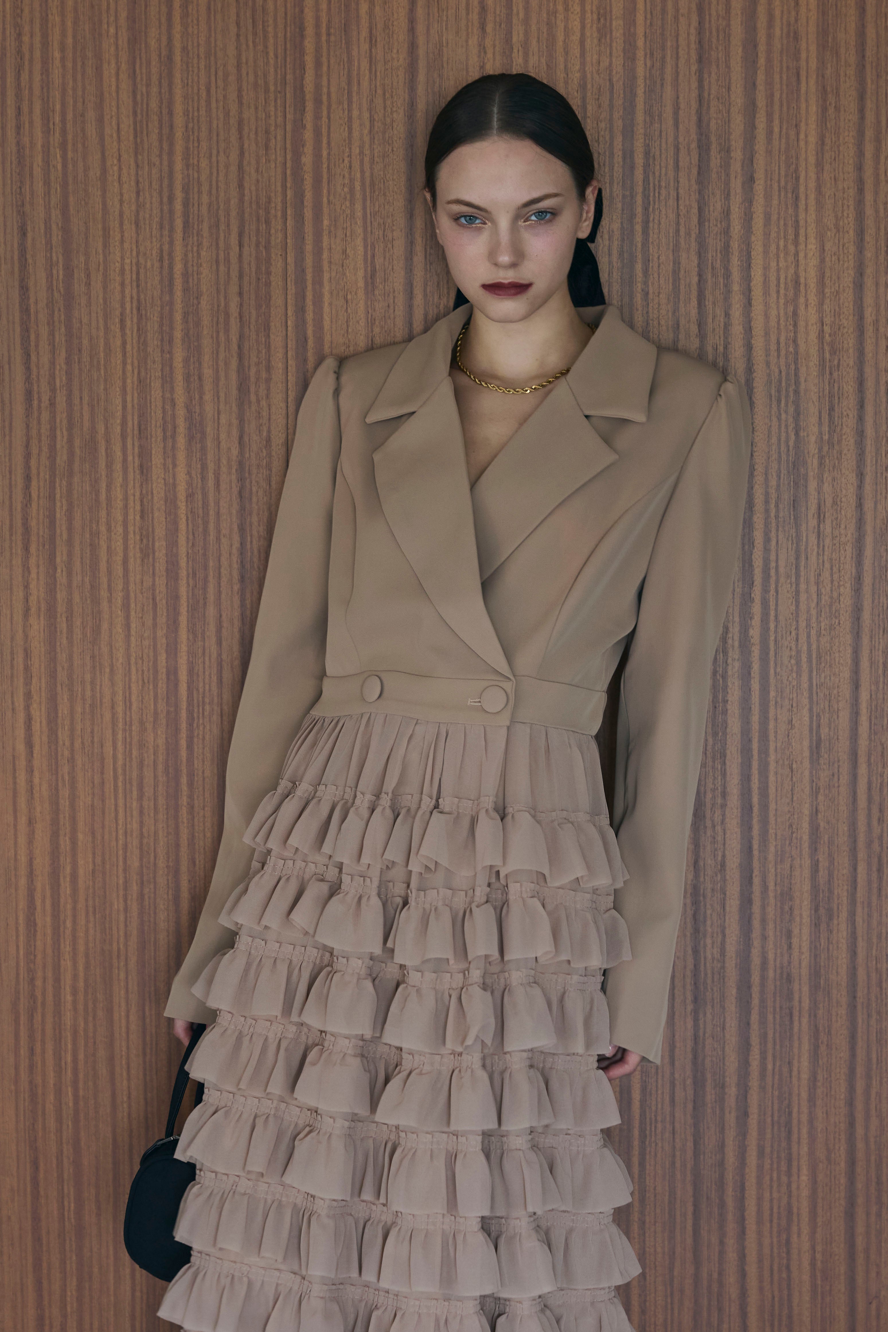 予約]ティアードチュールドッキングジャケットワンピース – Frene