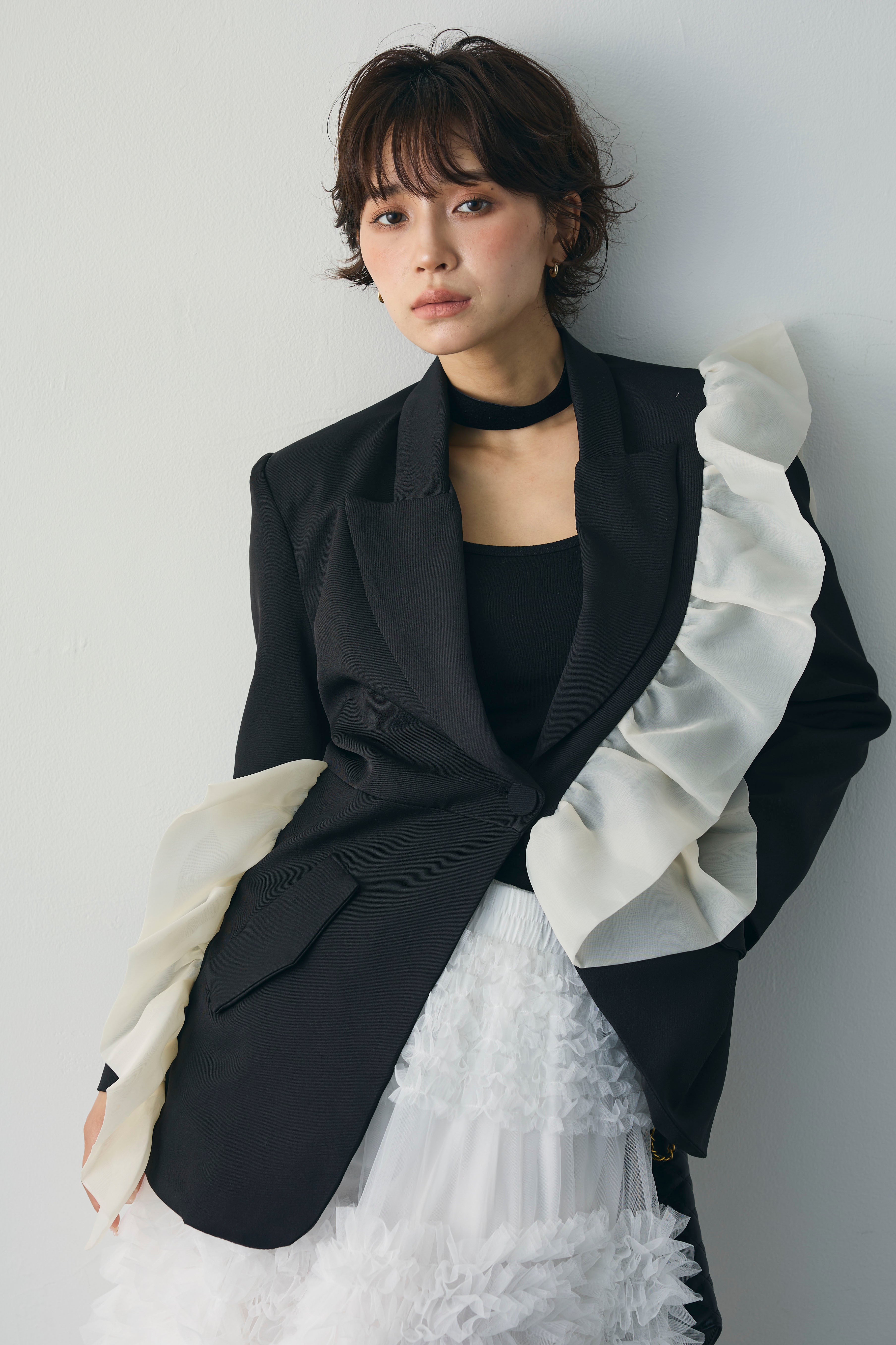 予約]アシメフリルマニッシュジャケット – Frene