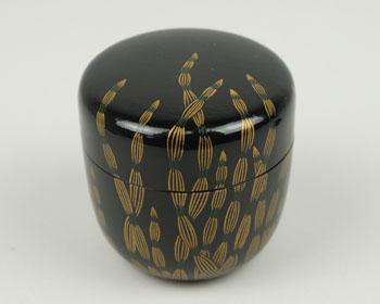 表用】一閑木賊蒔絵黒大棗（即中斎好写） | 茶道具通販専門店 ふげつ工房