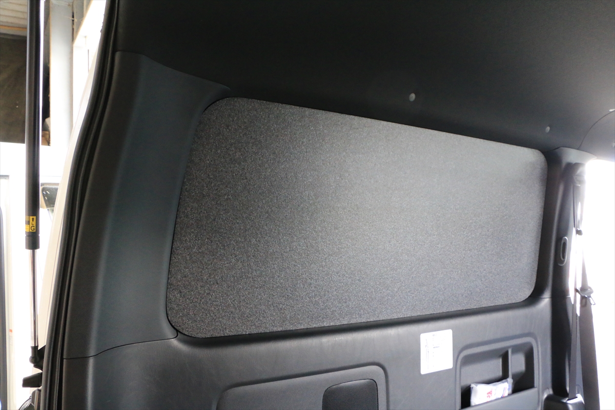 お仕事用のお車にも役立つ窓埋めパネル！ - GLAD FUNトラクション公式