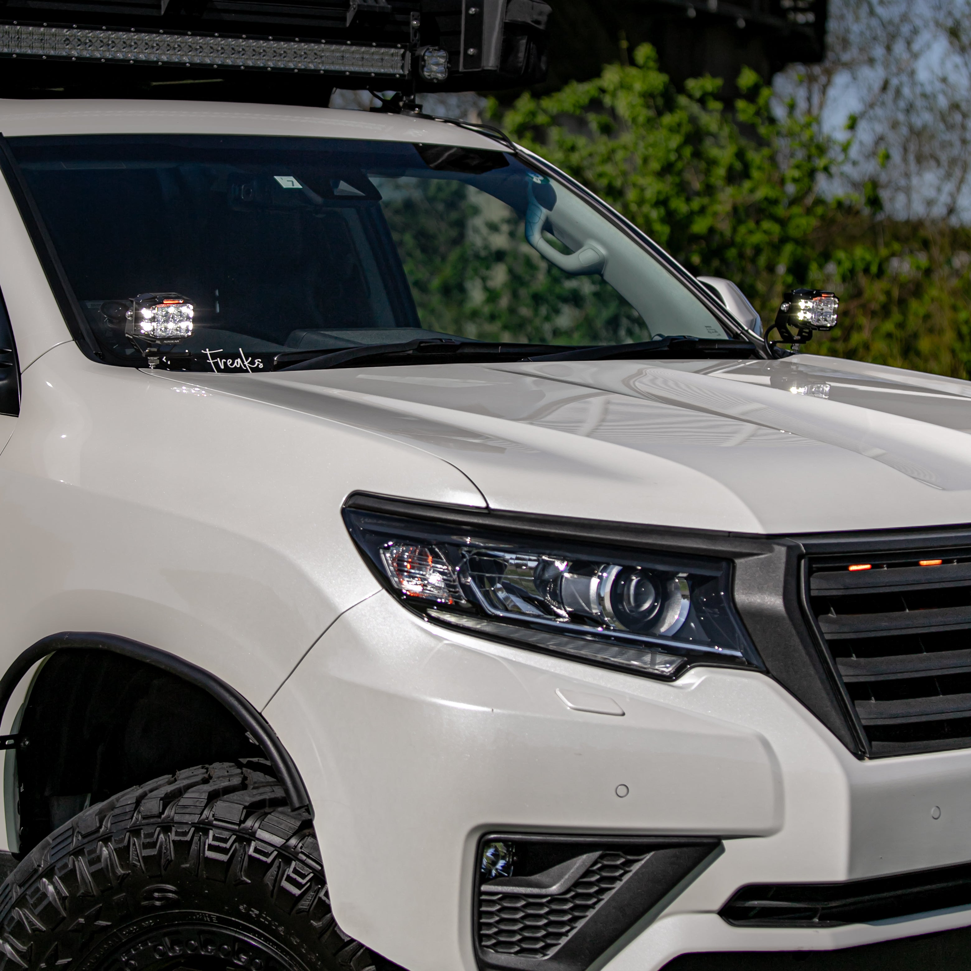 FUNG ＆ AUX BEAM オークスビーム】（セット割引）ボンネットライト