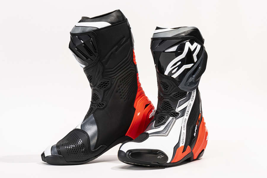 編集部が注目のアイテムを紹介!! アルパインスターズのレーシング