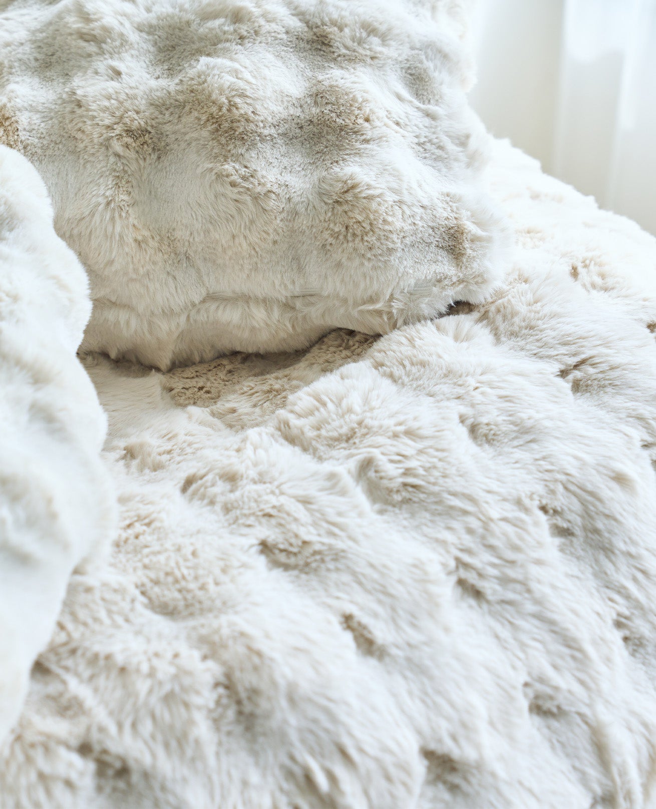 CUSHION 01 WHITE – VOFF JAPAN