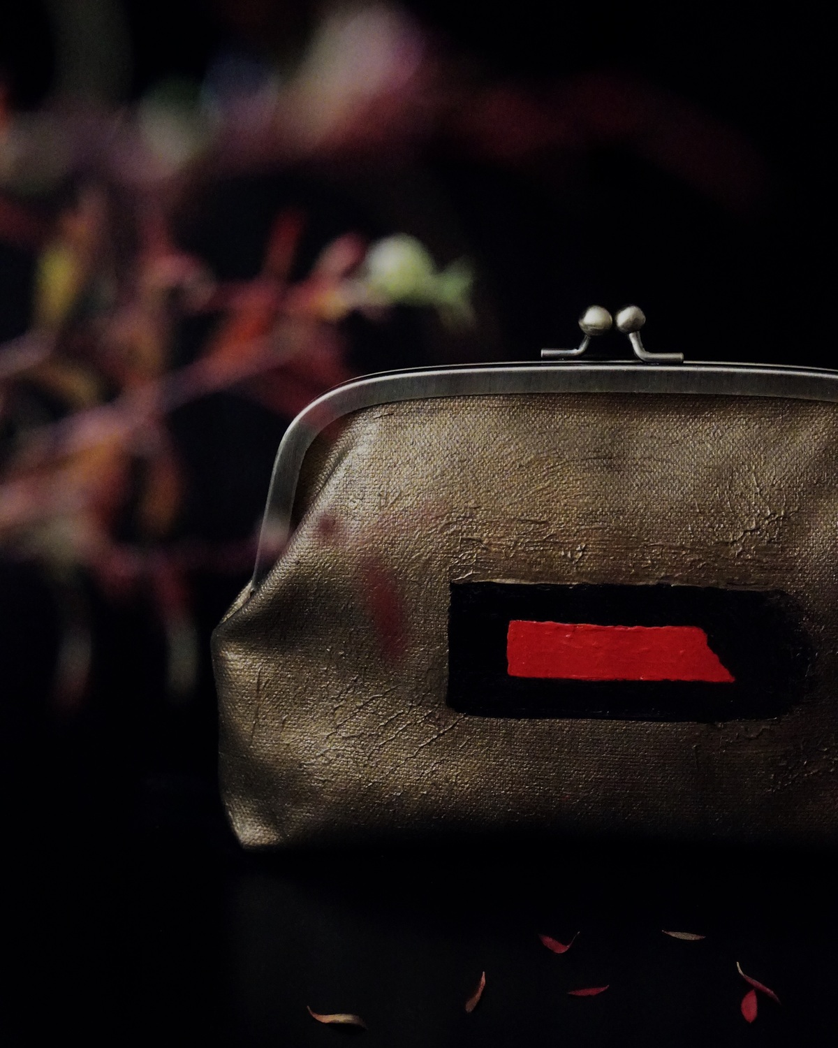 ちょっとしたお出かけから特別 な日の装いまでコーディネートをぐっと