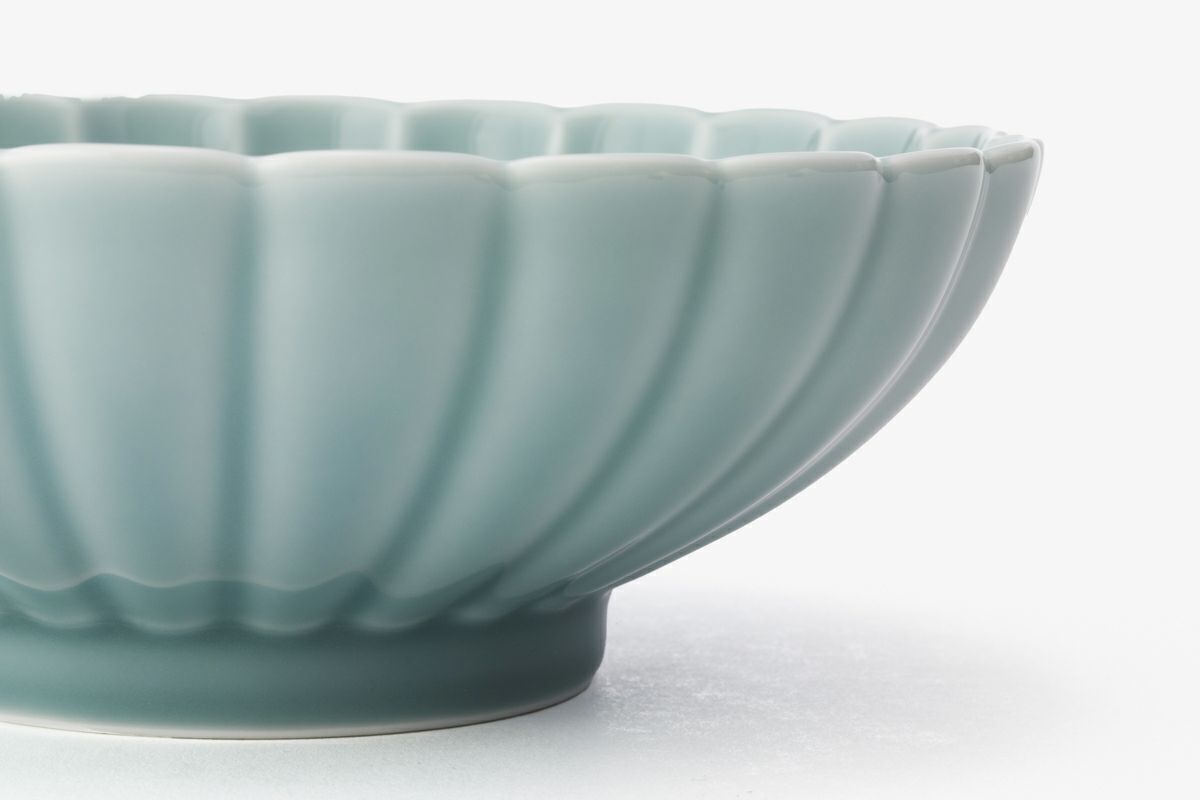 青磁 菊割鉢 | 有田焼 深川製磁｜公式オンラインストア