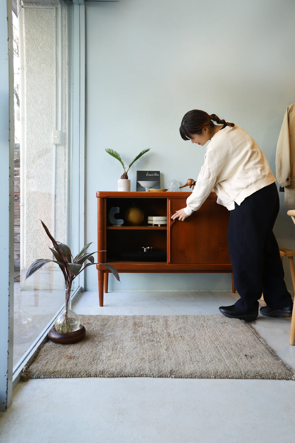 デンマークヴィンテージ チーク材 サイドボード キャビネット 収納家具