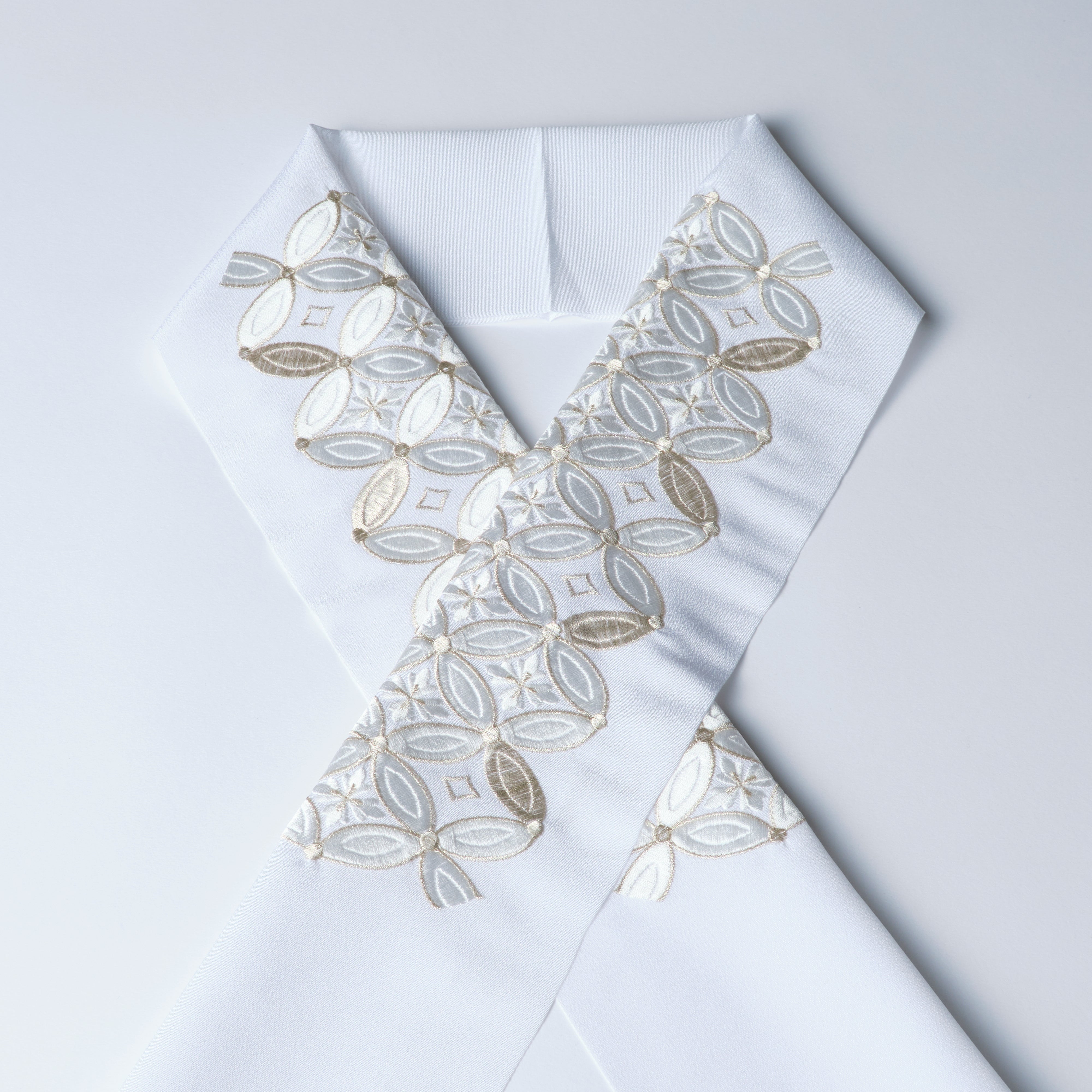 cut43_1.jpg?v=1674705324&width