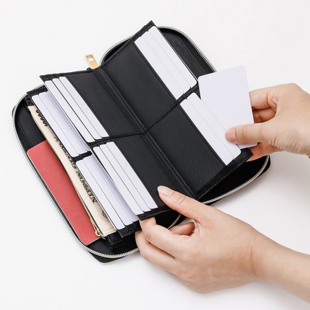 SHIPS カードたっぷり収納長財布 SPECIAL BOOK 【付録】 長財布 | 雑誌