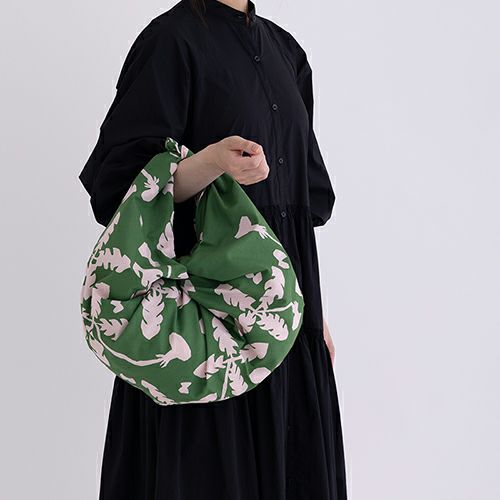 48 ミナ ペルホネン リネンエンブロL choucho ライトグレー | ふろしき