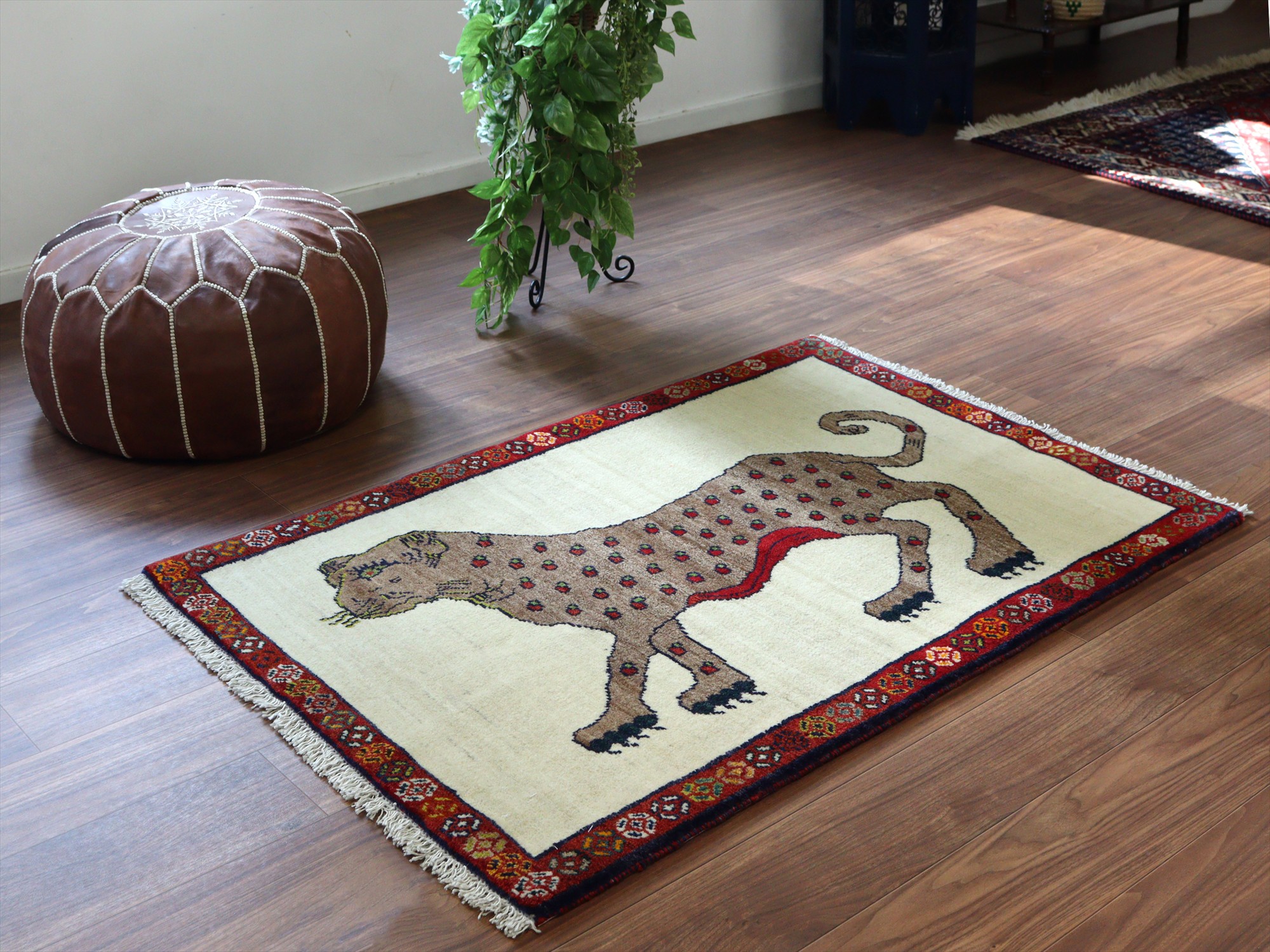 ギャッベ（ギャベ）専門店 インプレッションオブギャッベ / ライオン