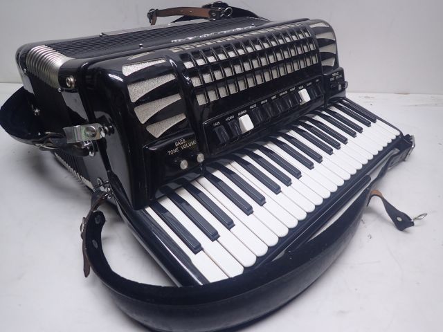 高額買取実施中!!】EXCELSIOR エキセルシャー 41鍵/120ベース